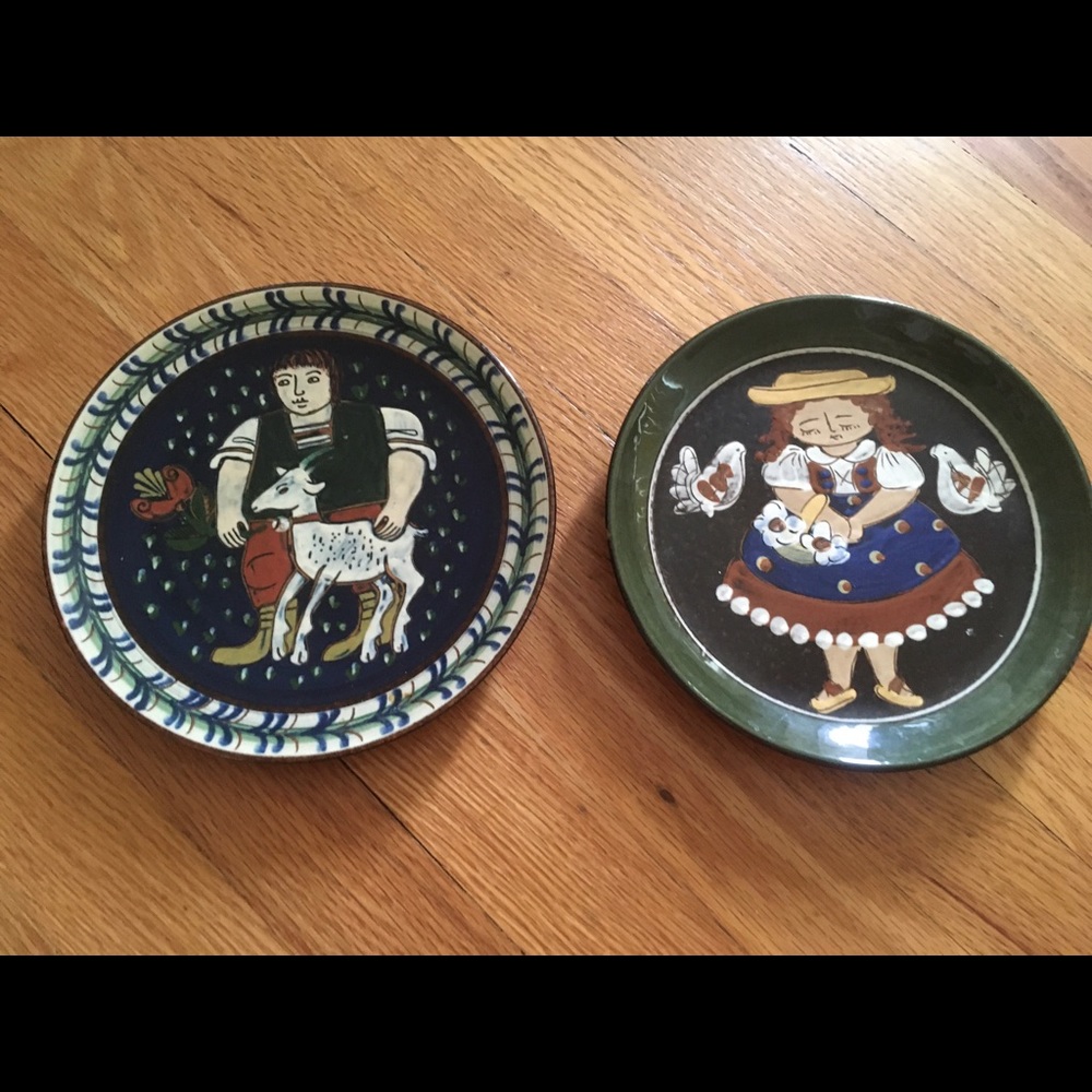 Hugo Kohler Biel pottery Set of two ceramic folk plates.